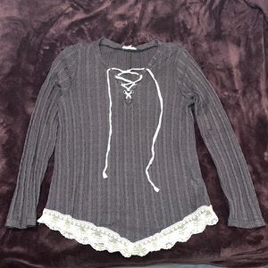 Entro - Size Small- Beautiful Plum Sweater with Lace/Embroidered Embellishments